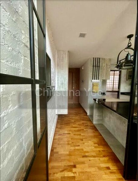 3 Bed Condo for Sale in  Eastwood Centre - Image 2